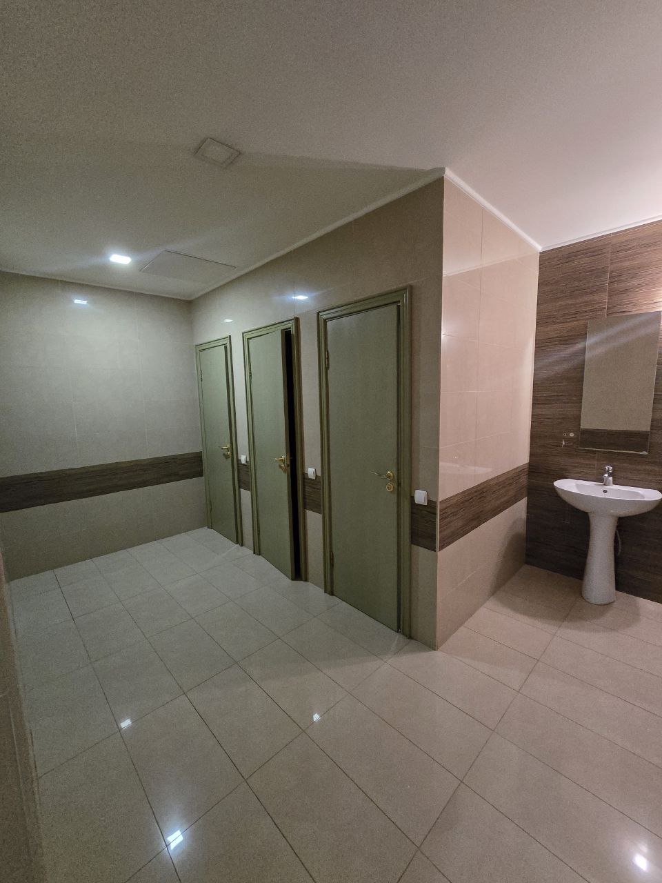 4 поверх 587,95